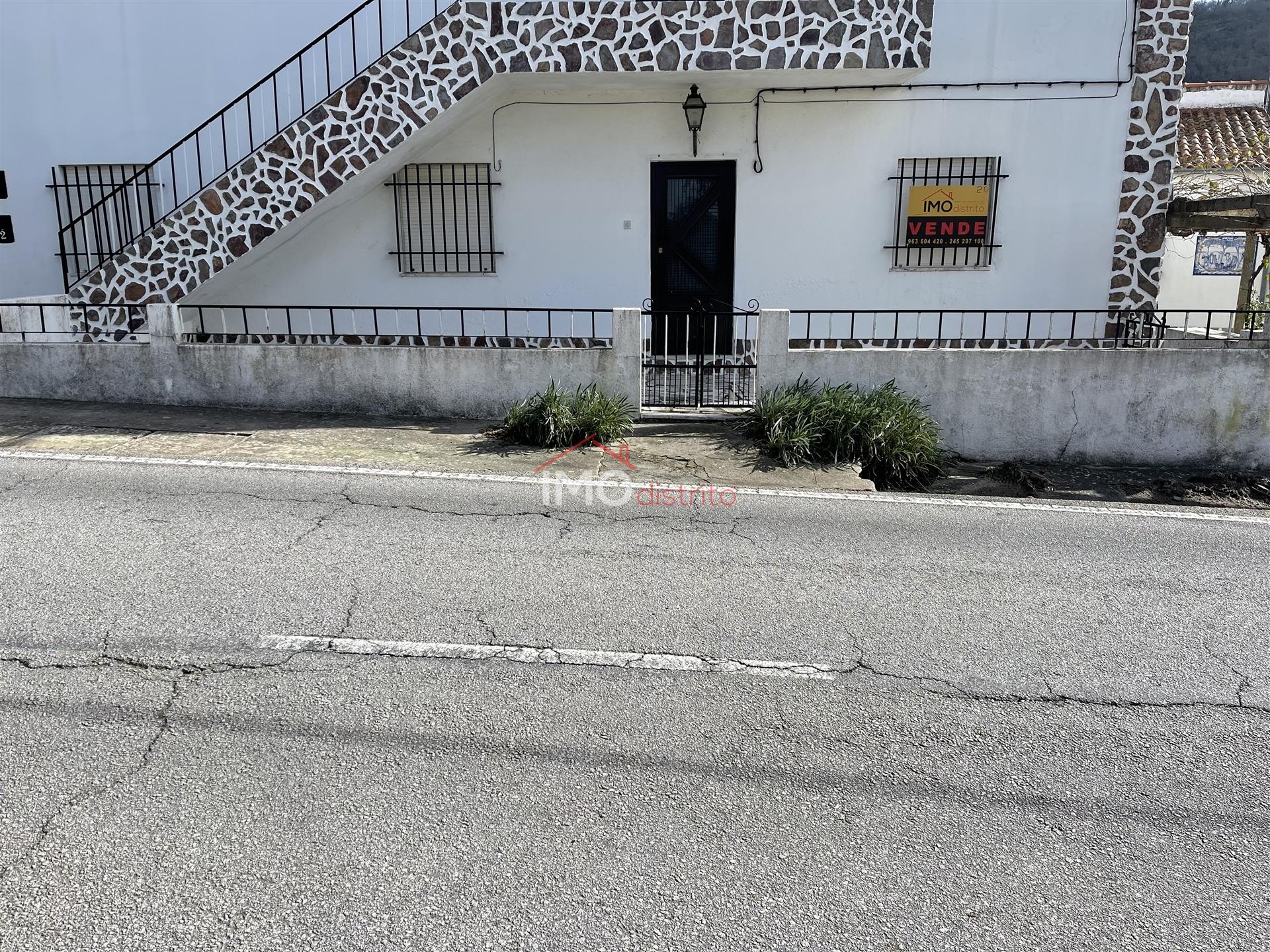 Moradia T3+4 Venda em Ribeira de Nisa e Carreiras,Portalegre