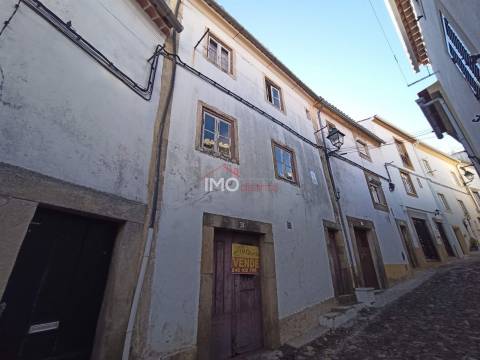Moradia Devoluta T2 Venda em Santa Maria da Devesa,Castelo de Vide