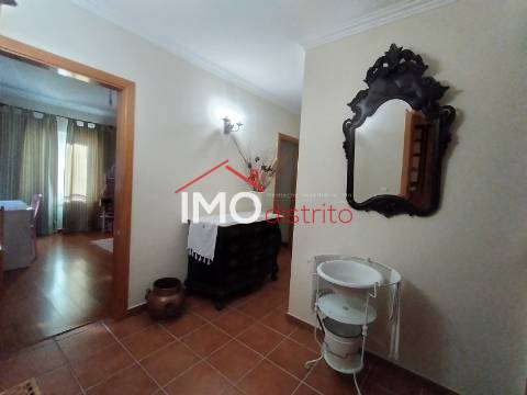 Apartamento T3, com piscina