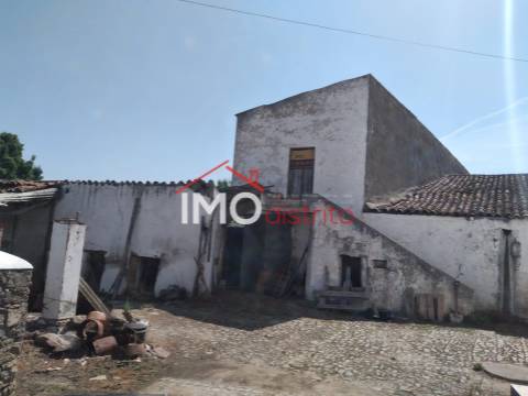 Moradia T3 Venda em Ribeira de Nisa e Carreiras,Portalegre