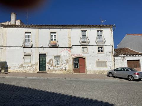 Andar Moradia T8 Venda em Monforte,Monforte