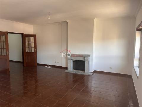 Apartamento T4 Venda em Sé e São Lourenço,Portalegre