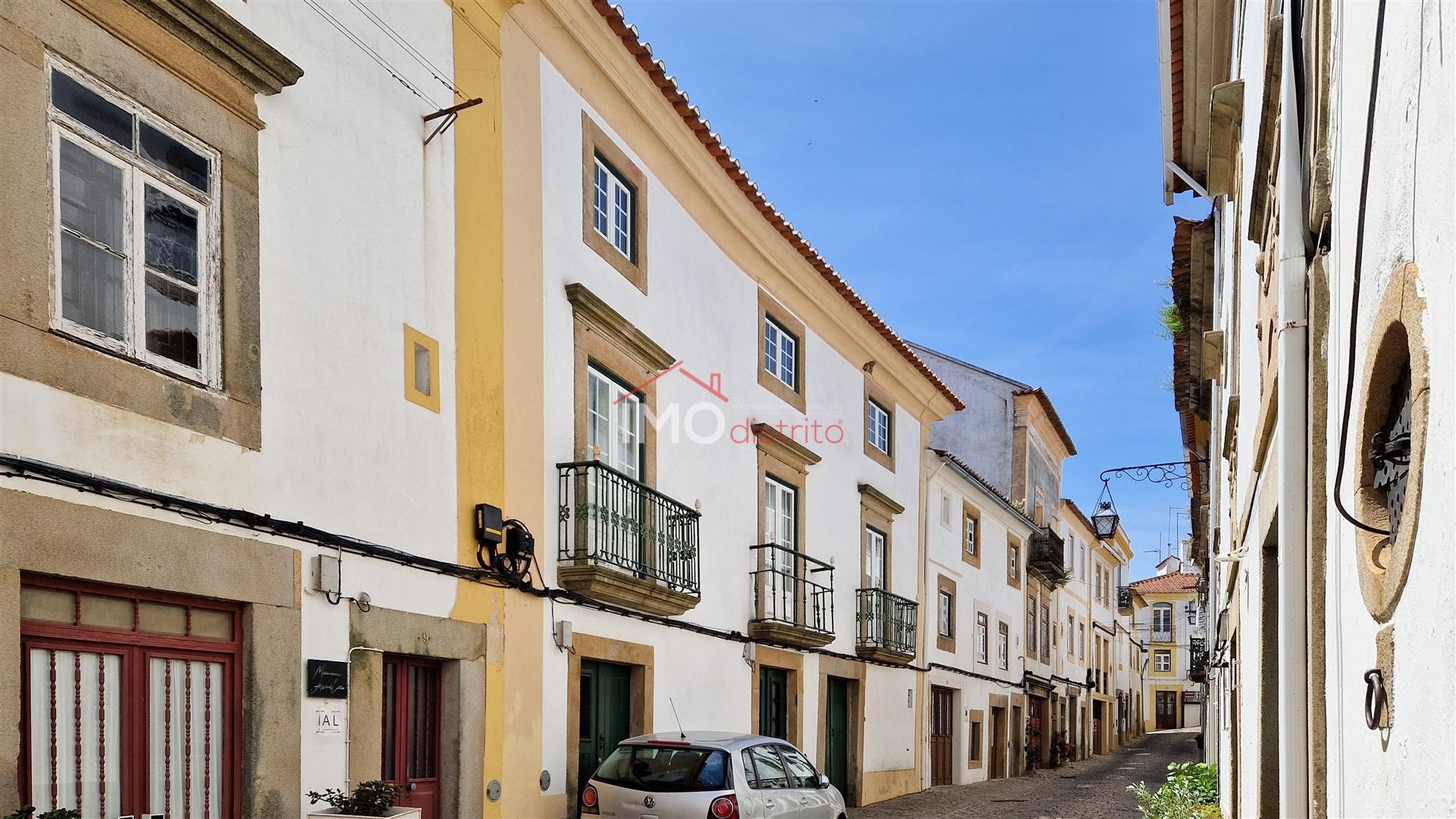 Moradia em Banda T6 Venda em Santa Maria da Devesa,Castelo de Vide