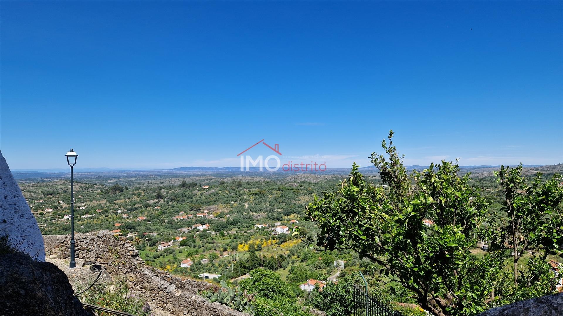 Moradia em Banda T1+1 Venda em Santa Maria da Devesa,Castelo de Vide