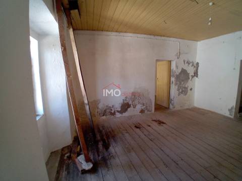 Moradia T5 Venda em Santa Maria de Marvão,Marvão