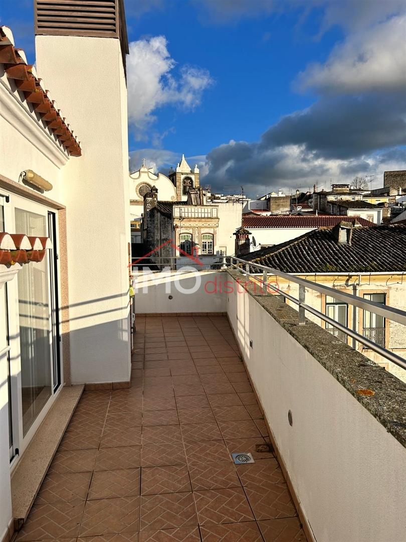 Apartamento T5 DUPLEX Venda em Sé e São Lourenço,Portalegre