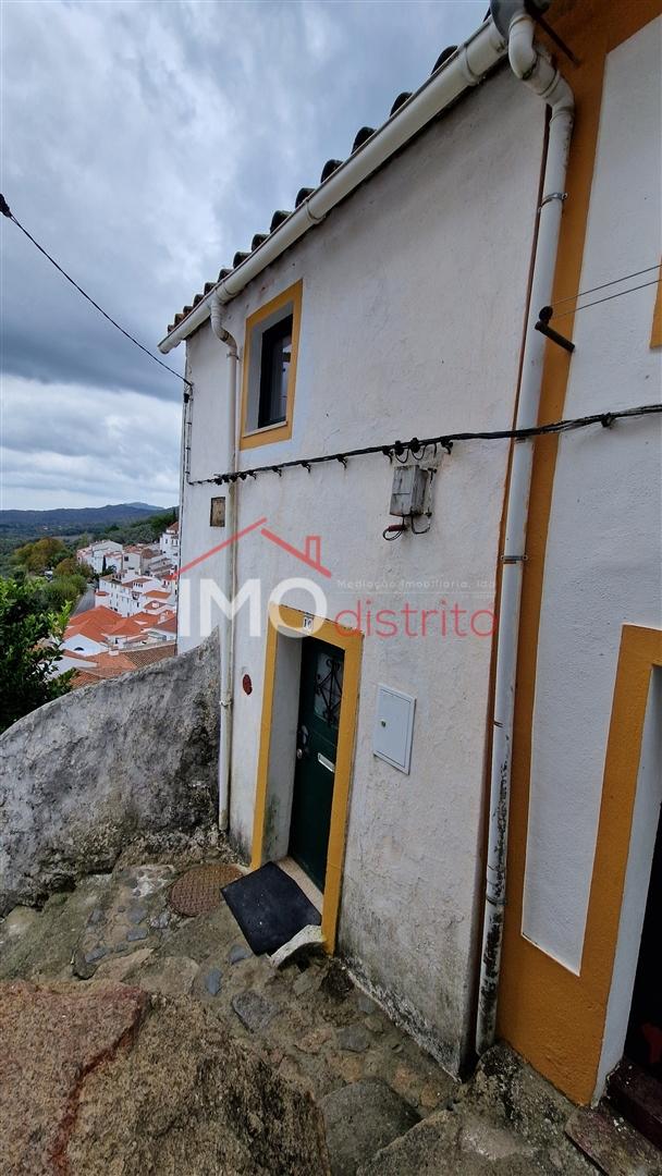 Moradia em Banda T2 Venda em Santa Maria da Devesa,Castelo de Vide