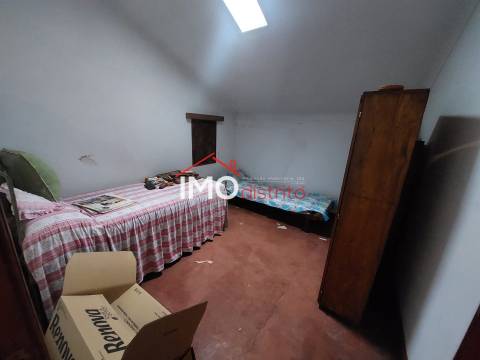 Prédio T9 Venda em Santa Maria da Devesa,Castelo de Vide