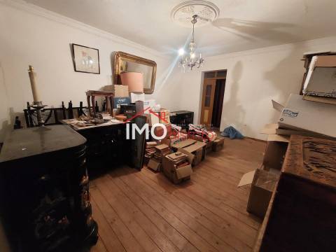 Prédio T9 Venda em Santa Maria da Devesa,Castelo de Vide
