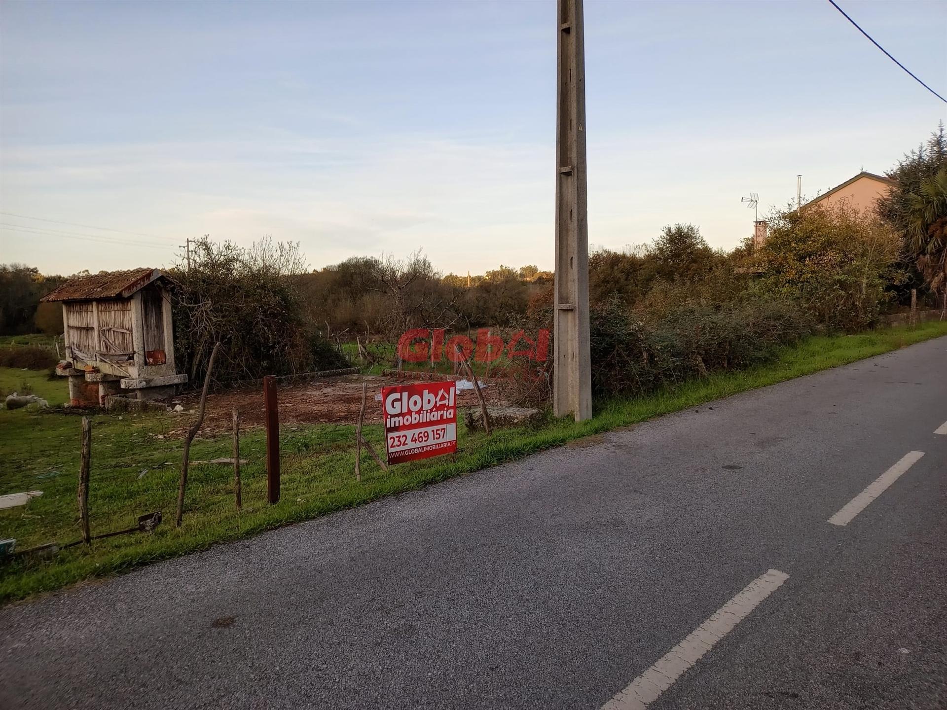 Terreno Urbano  Venda em Queirã,Vouzela