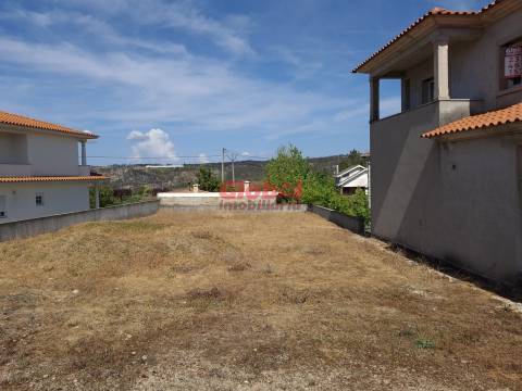 Moradia T4 Venda em Aguiar da Beira e Coruche,Aguiar da Beira