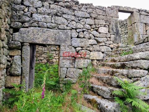 Moradia para Restaurar  Venda em Arnas,Sernancelhe