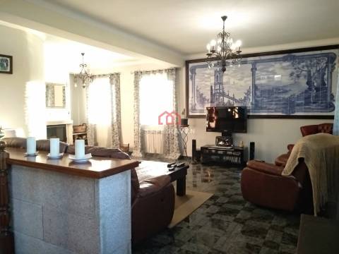 Quinta T4+2 Venda em Quintela de Azurara,Mangualde