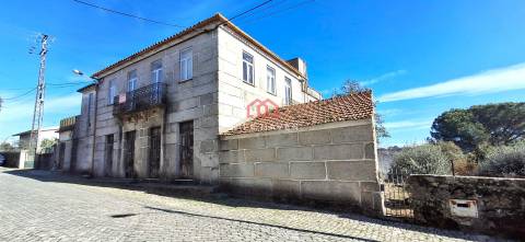 Moradia Isolada T5 Venda em Vila Nova de Tazem,Gouveia