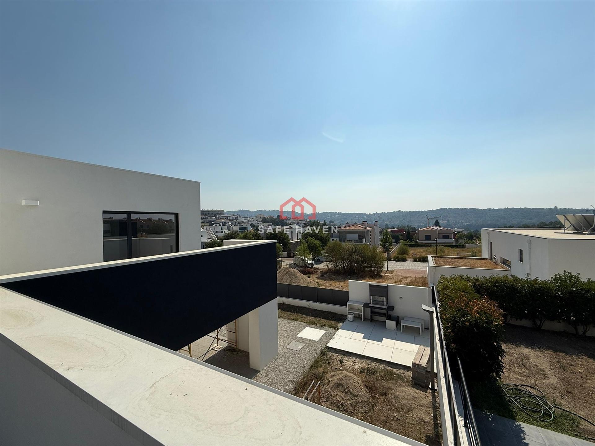 Moradia T3 Venda em Covilhã e Canhoso,Covilhã