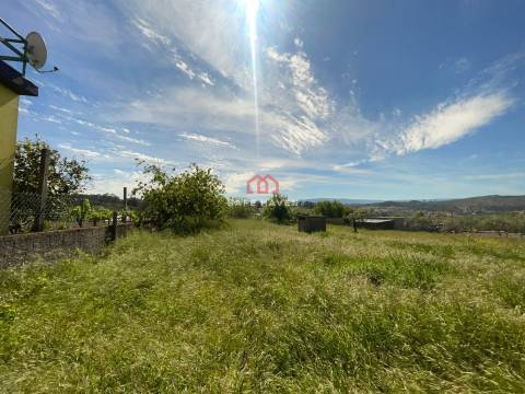 Moradia Isolada T2 Venda em Tavares (Chãs, Várzea e Travanca),Mangualde