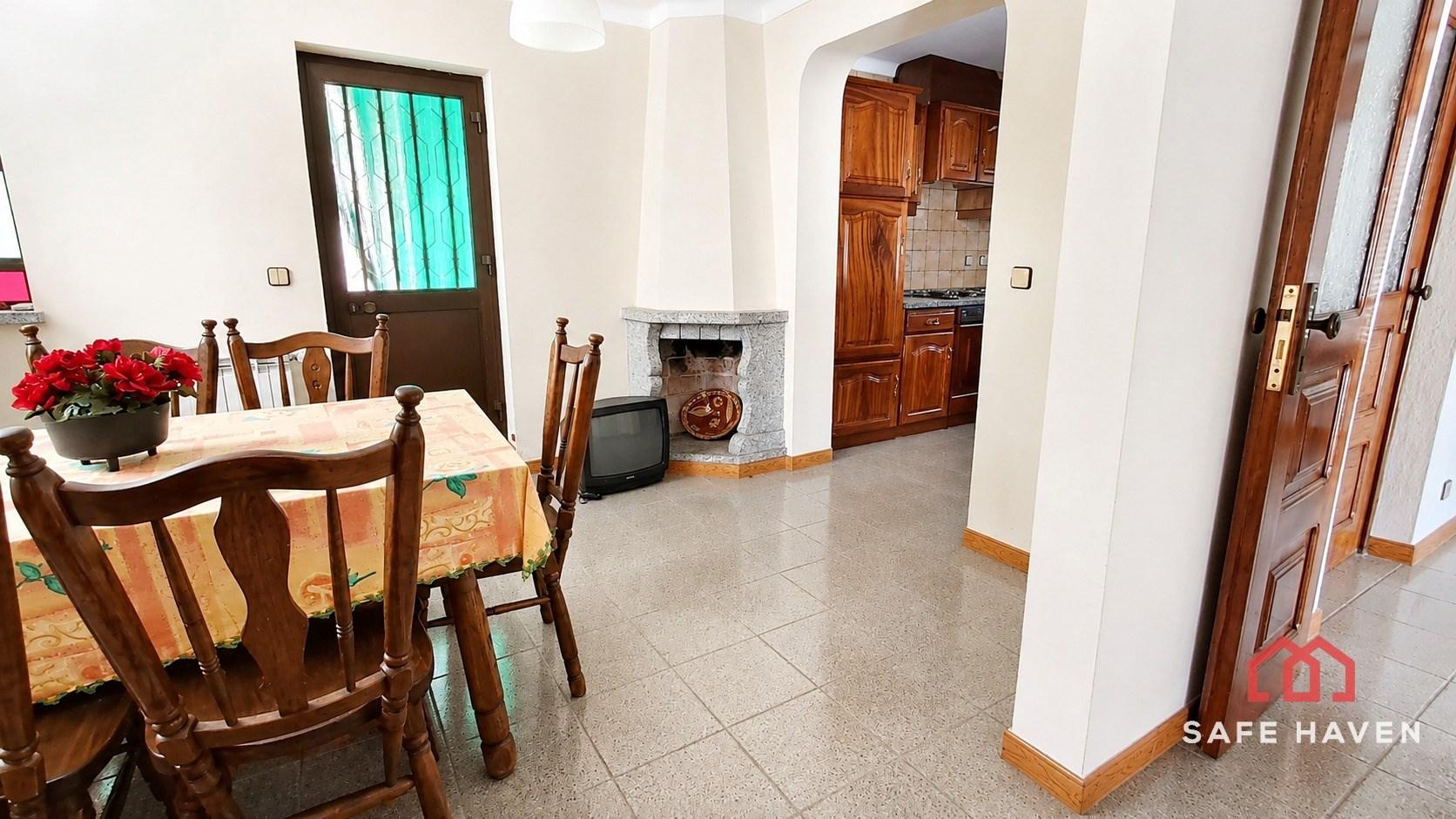Moradia T5 Venda em Sazes da Beira,Seia