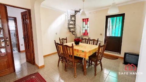 Moradia T5 Venda em Sazes da Beira,Seia