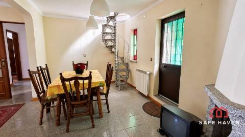 Moradia T5 Venda em Sazes da Beira,Seia