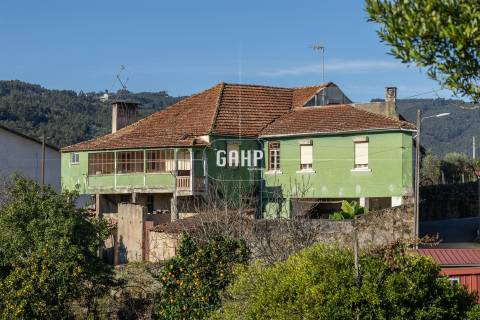 Moradia Geminada T5 Venda em Lorvão,Penacova