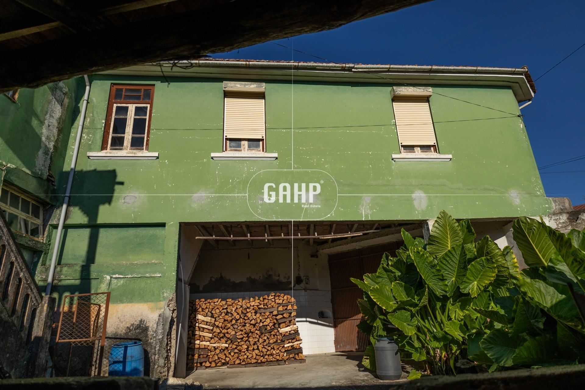 Moradia Geminada T5 Venda em Lorvão,Penacova