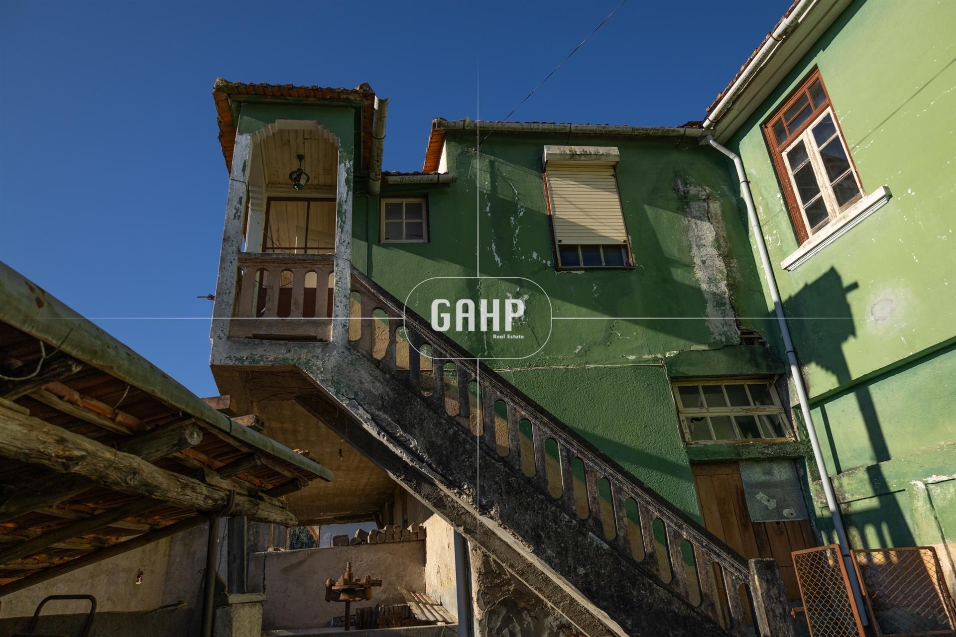 Moradia Geminada T5 Venda em Lorvão,Penacova
