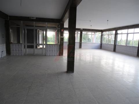 Prédio T3 Venda em São Gens,Fafe