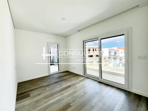 Apartamento T3 Venda em Corroios,Seixal