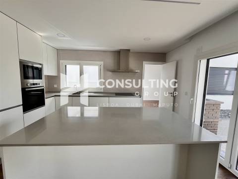 Moradia T3 Venda em Fernão Ferro,Seixal