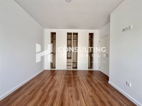 Moradia T3 Venda em Fernão Ferro,Seixal