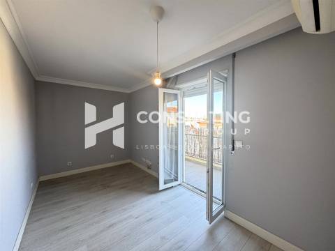 Apartamento T1 Arrendamento em Benfica,Lisboa