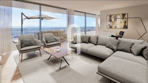Apartamento T4 em Aveiro