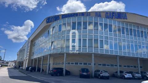 Venda 3 Armazens e 1 escritório na Gafanha da Nazaré