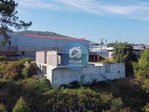 Moradia Isolada T3 Venda em Vilarinho,Santo Tirso