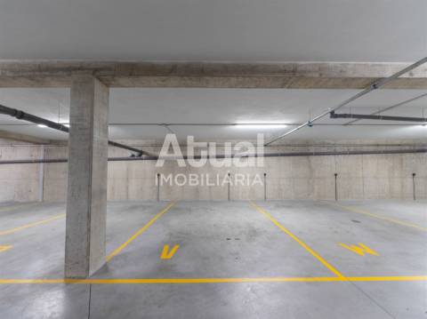 Garagem  Venda em Caldas de Vizela (São Miguel e São João),Vizela
