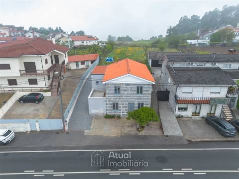 Moradia para Restaurar T3 Venda em Vila Cova da Lixa e Borba de Godim,Felgueiras