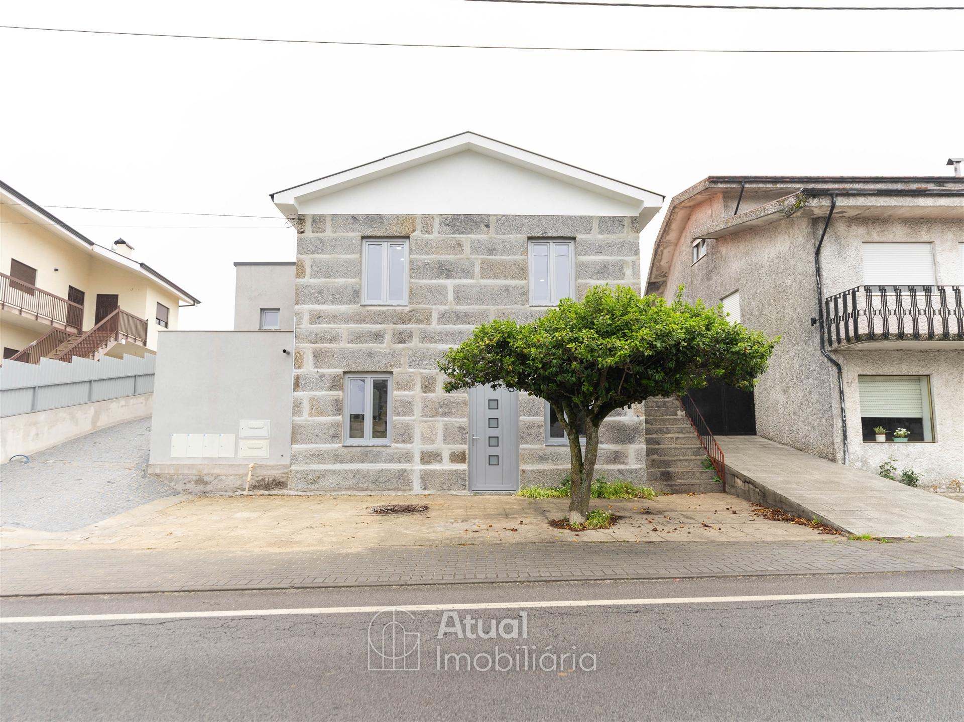 Moradia para Restaurar T3 Venda em Vila Cova da Lixa e Borba de Godim,Felgueiras