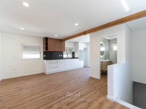 Apartamento T1+1 Venda em Caldas de Vizela (São Miguel e São João),Vizela