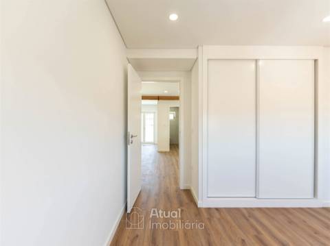 Apartamento T1+1 Venda em Caldas de Vizela (São Miguel e São João),Vizela
