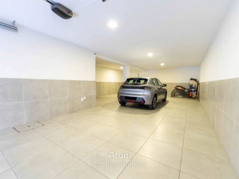 Moradia em Banda T3 Venda em Guardizela,Guimarães