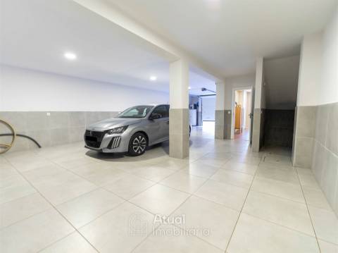 Moradia em Banda T3 Venda em Guardizela,Guimarães