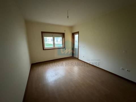 Apartamento T2 para venda em Vinhais