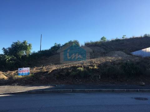 Terreno para Construção com uma vista maravilhosa para a cidade de Mirandela