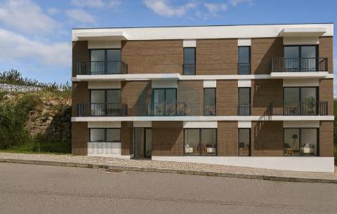 Apartamento T2 Novo em Mirandela com Duas Frentes