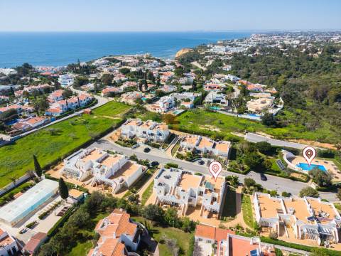 Para venda apartamento T1+1 em Carvoeiro