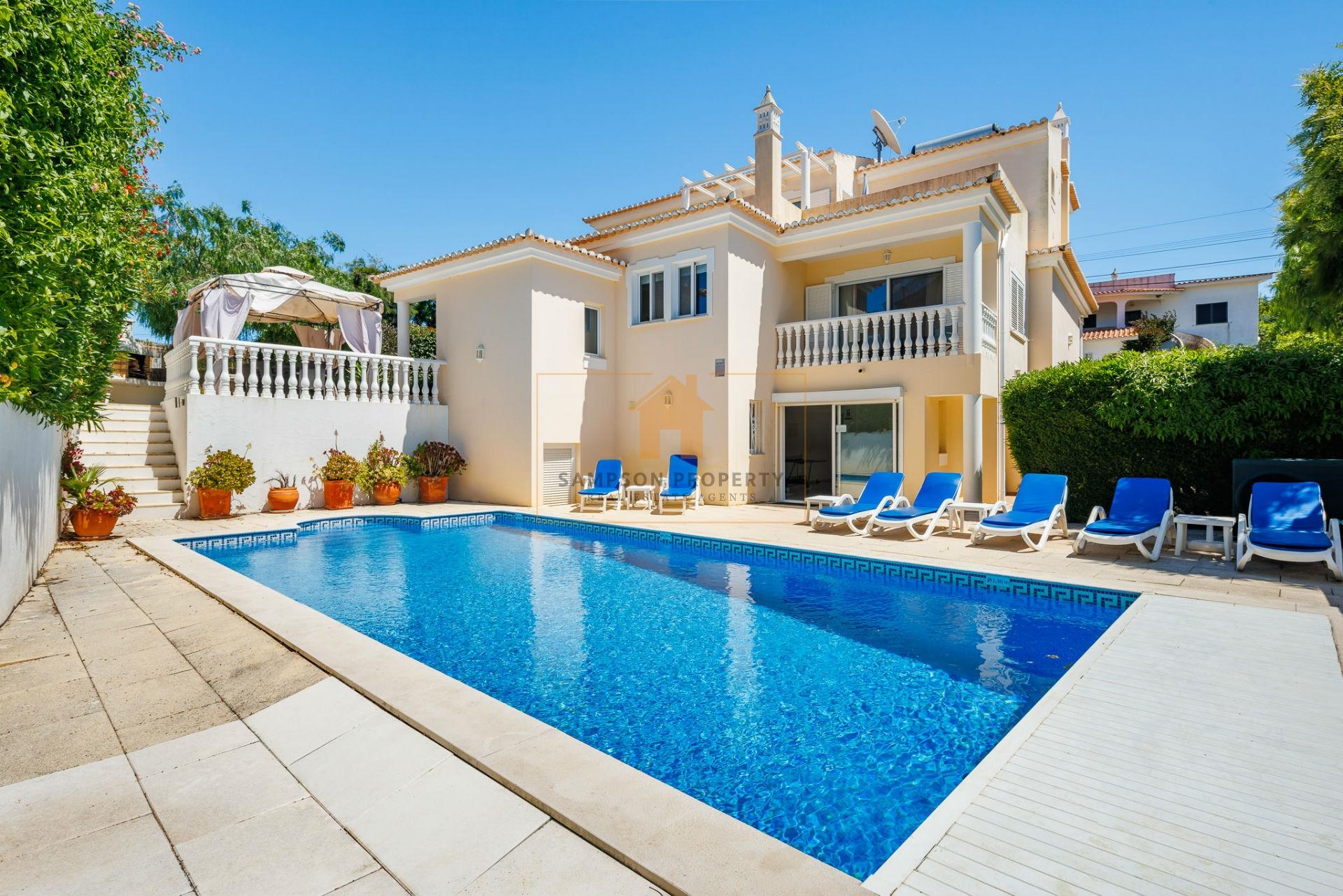 Moradia Isolada T4 Venda em Lagoa e Carvoeiro,Lagoa (Algarve)