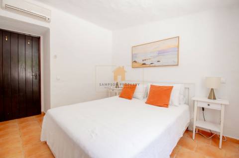 Para venda na Quinta do Paraíso, Carvoeiro, moradia com 2 quartos e jardim privado