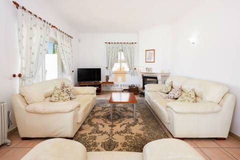 Para venda, moradia T3 em Sesmarias, Carvoeiro