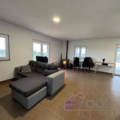 Moradia T3 com Piscina em Castelo Branco Imóvel  200.000€