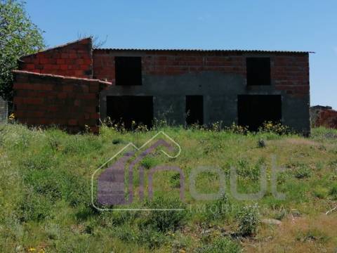 Terreno Rústico com 6.000m² — Excelente Localização, Potencial de Construção e Vista Aberta sobre a